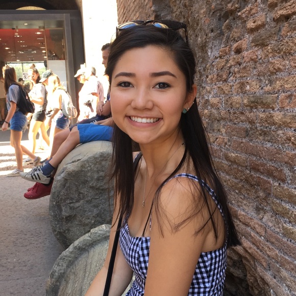 Meet your Posher, Anna - Picture 1 of 1